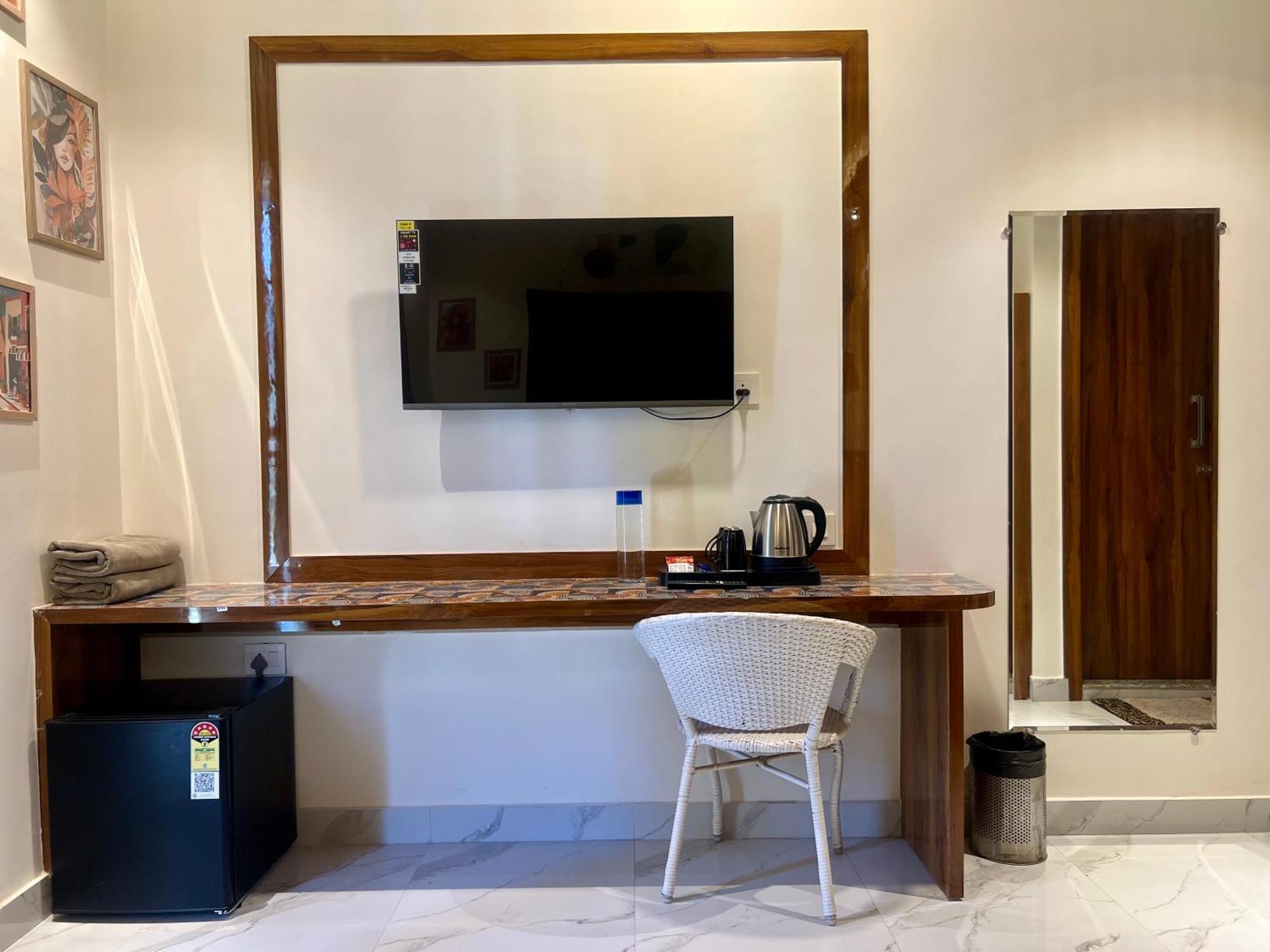 The Hosteller Rishikesh, Upper Tapovan Ngoại thất bức ảnh